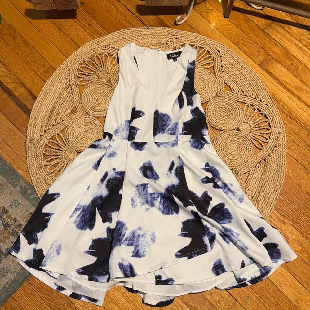 Womens Lulus Seeing Chic Blue and Ivory Print Skater Dress